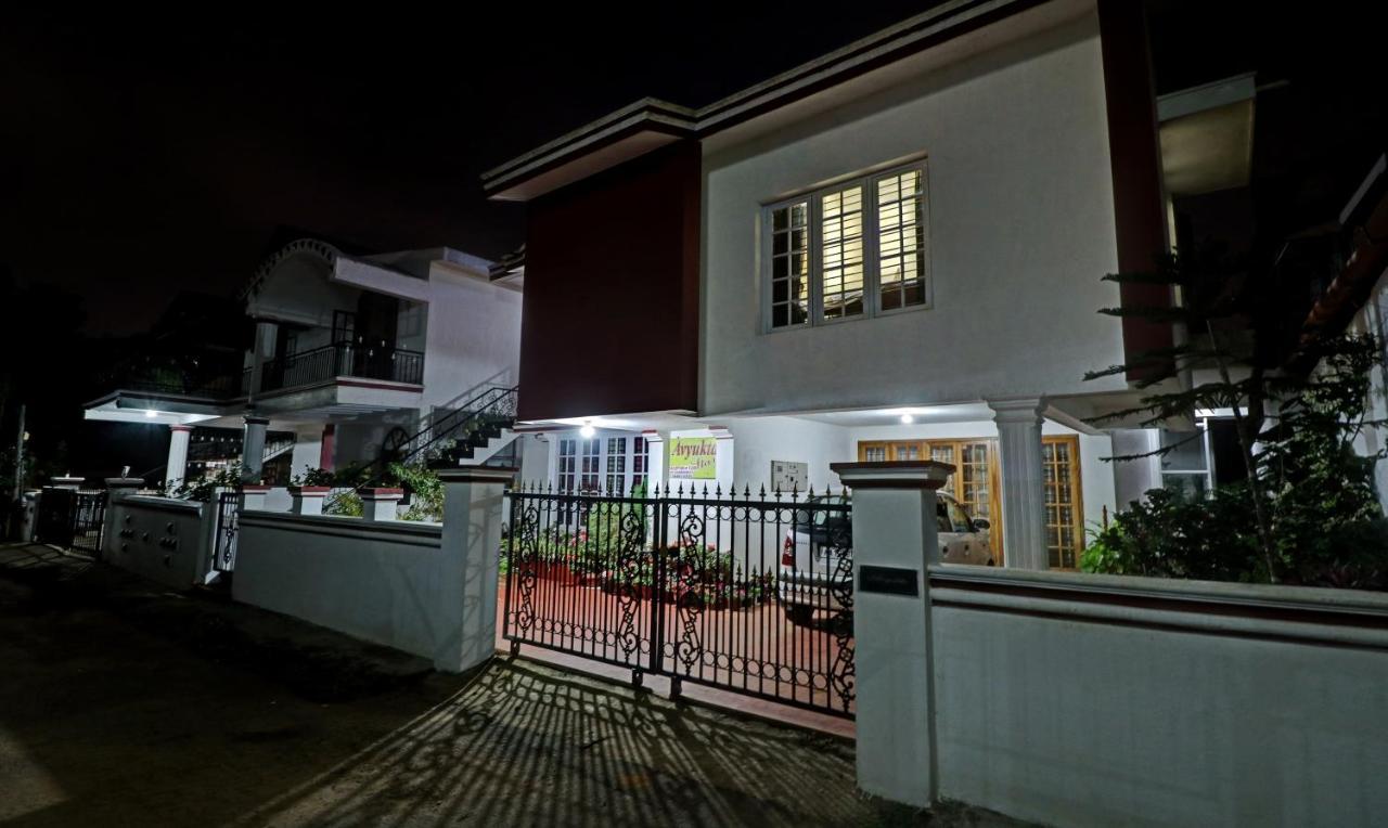 Treebo Avyukta Stay Madikeri Dış mekan fotoğraf